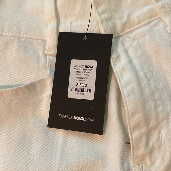 Fashion Nova White Denim Vest & Jeans Set - Picture 7 of 9